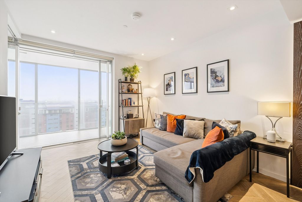 Property photo 3 of 16 Image