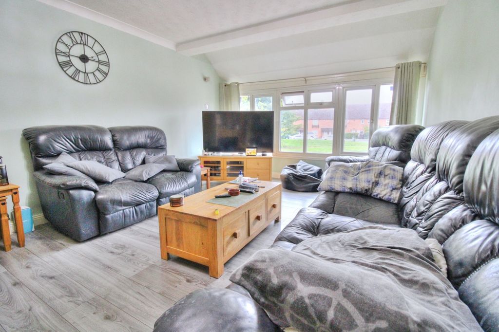 Property photo 2 of 16 Photo #2