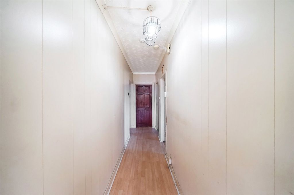 Property photo 3 of 20 Hallway