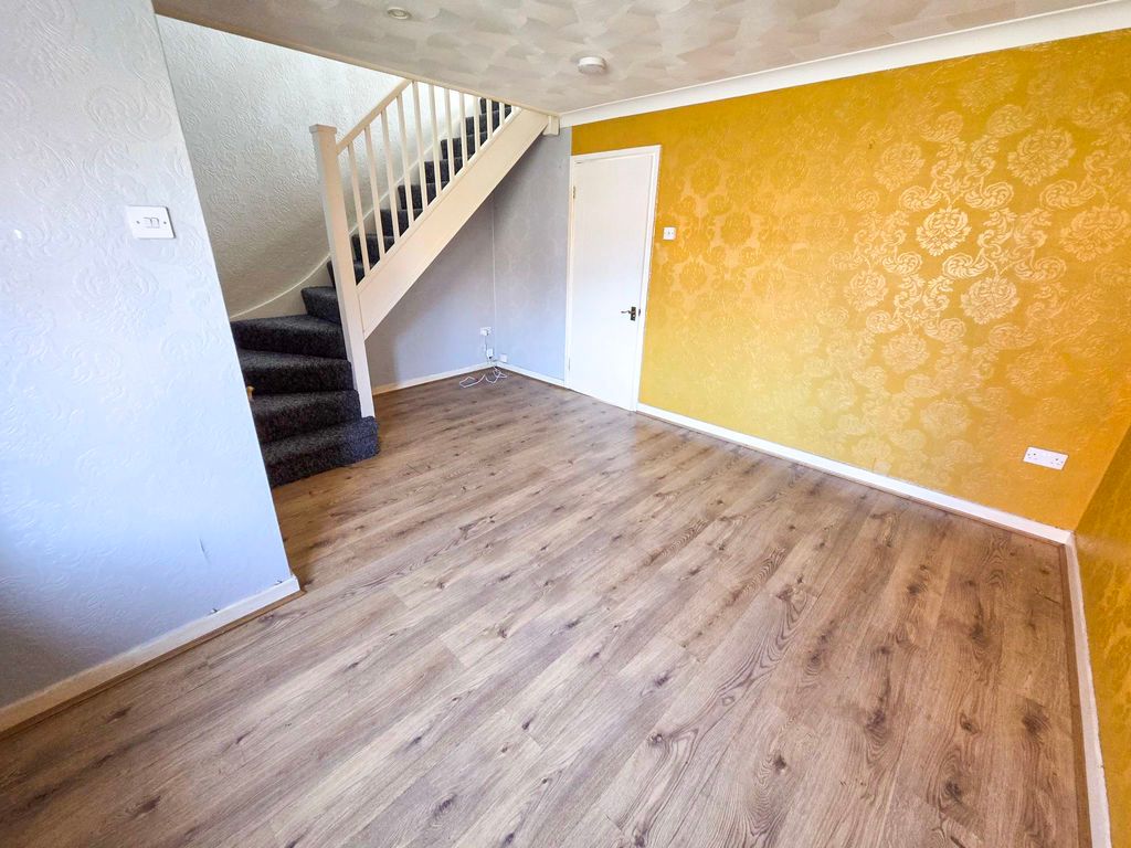 Property photo 3 of 15 Photo 12