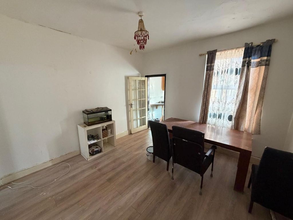 Property photo 3 of 16 3.Jpeg