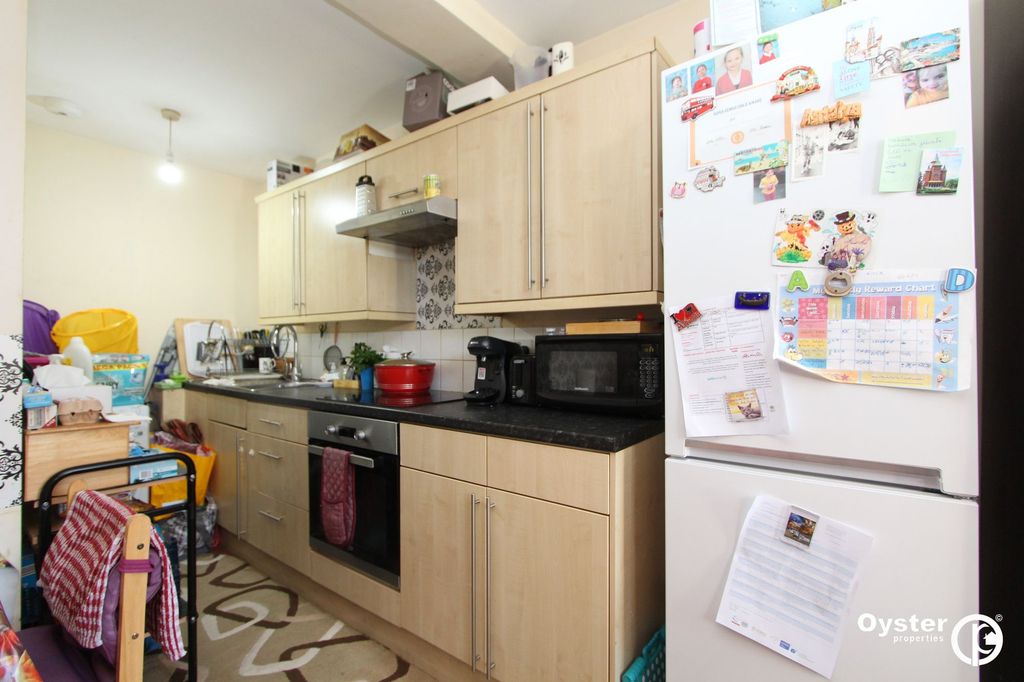 Property photo 2 of 4