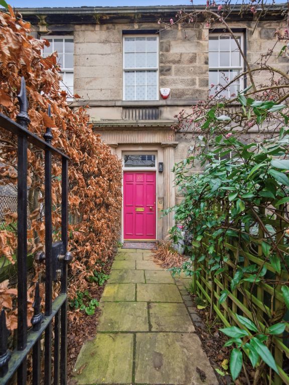 Property photo 1 of 31 Photo 1