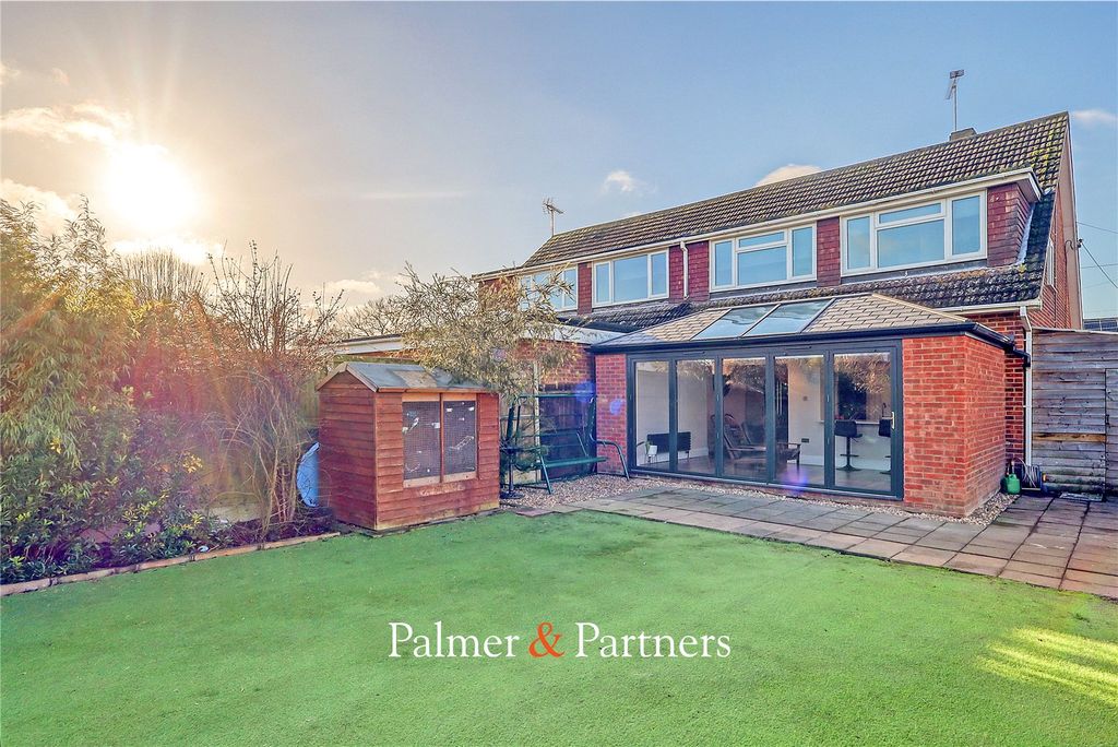 Property photo 3 of 28 Picture No. 02