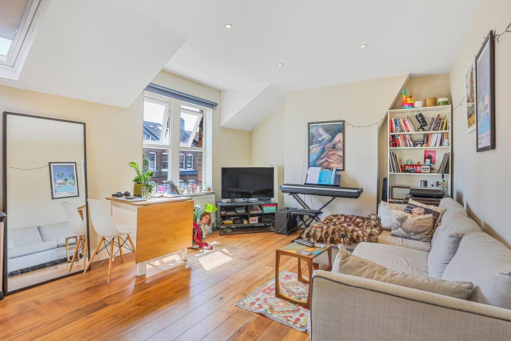 Property photo 2 of 10 Open Plan Living/ Kitchen