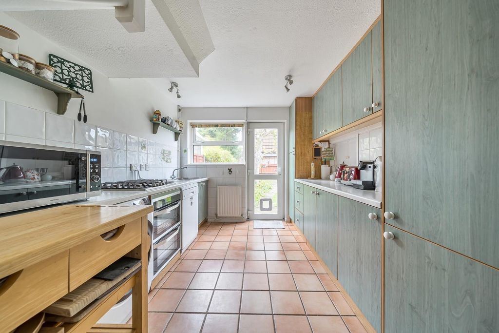 Property photo 1 of 17 16-1373026-5-6904Eddc8d510-16.Jpg