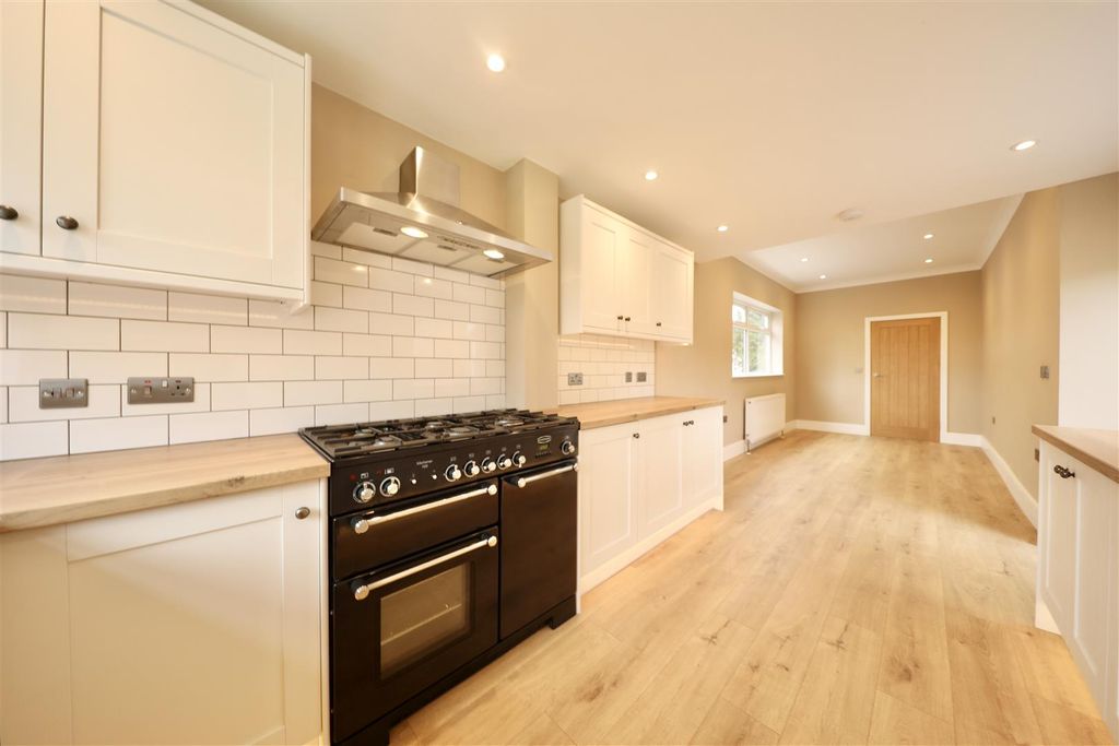 Property photo 2 of 31 0A4A9257.Jpg