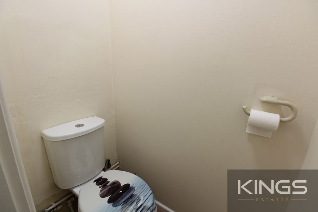 Property photo 3 of 4