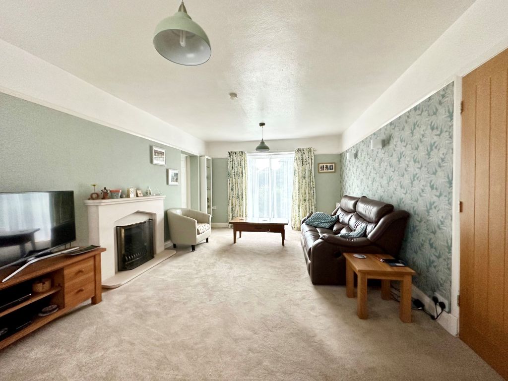 Property photo 3 of 23