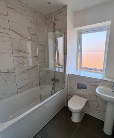 Property photo 3 of 4 Bathroom