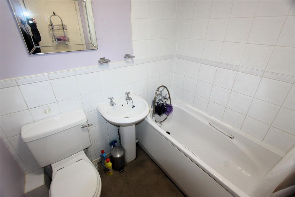 Property photo 3 of 9 6.Jpg