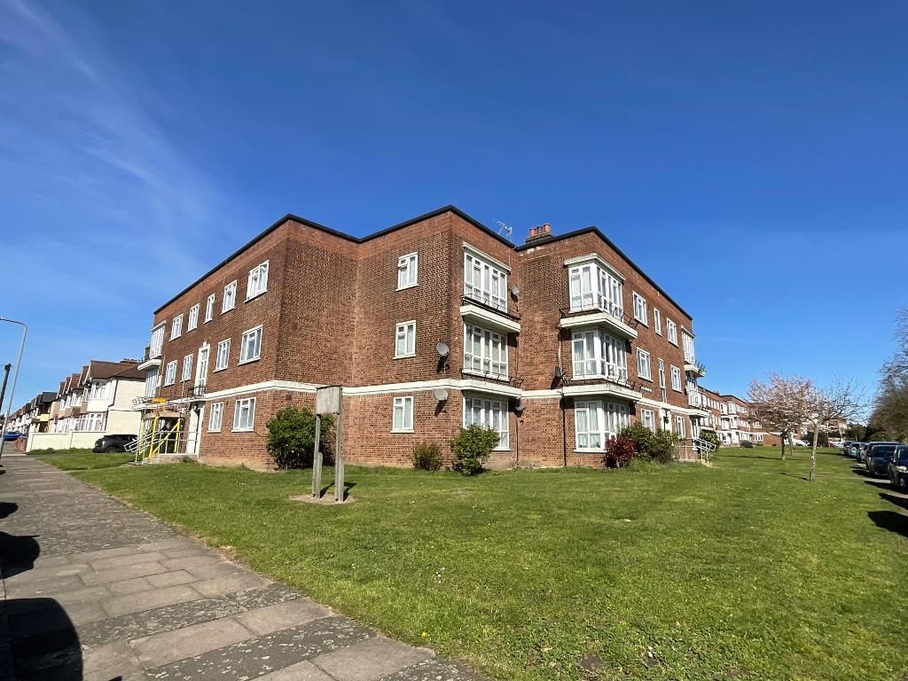 Property photo 1 of 14 Front View