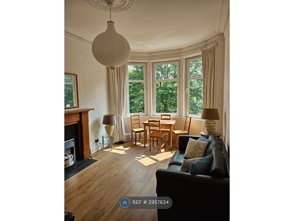 Property photo 2 of 12 Living Room - South Facing