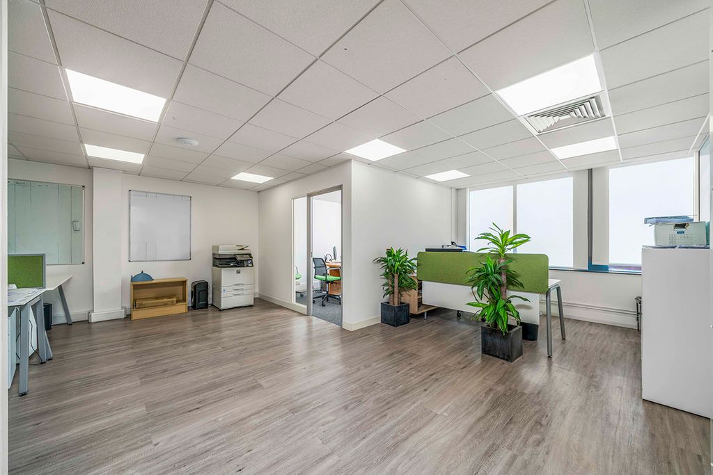 Property photo 2 of 10 Picture 2