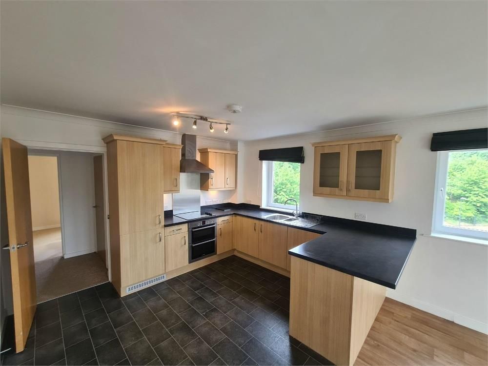 Property photo 2 of 10 Kitchen/Living/Dining