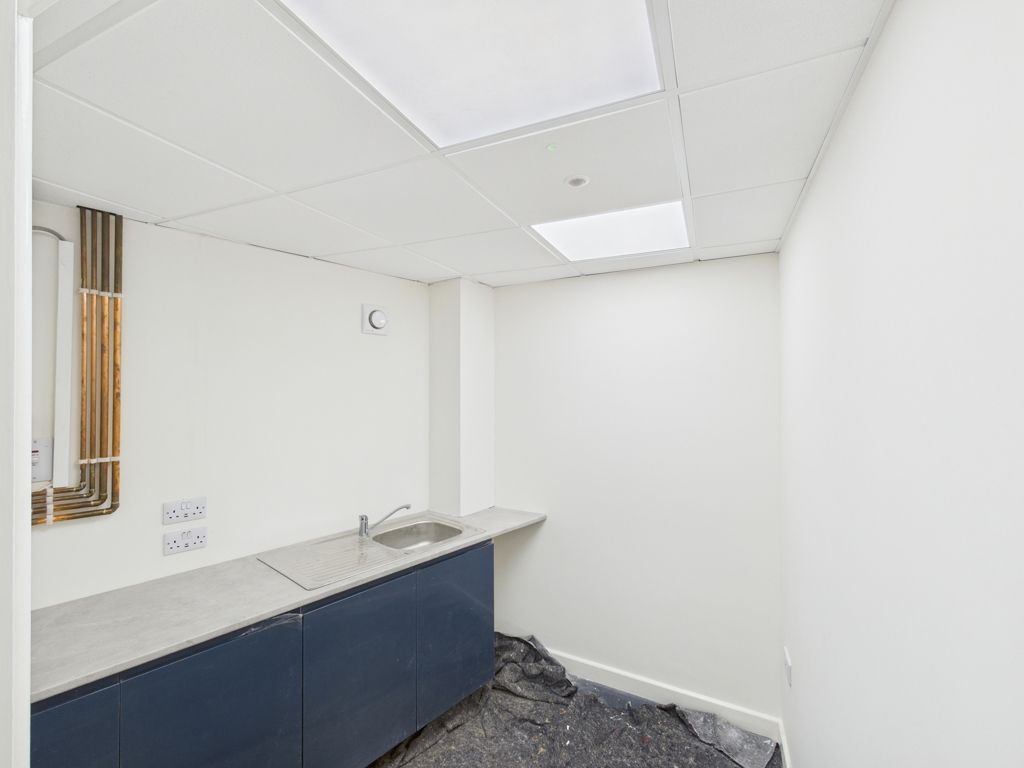 Property photo 2 of 7 Photo 2