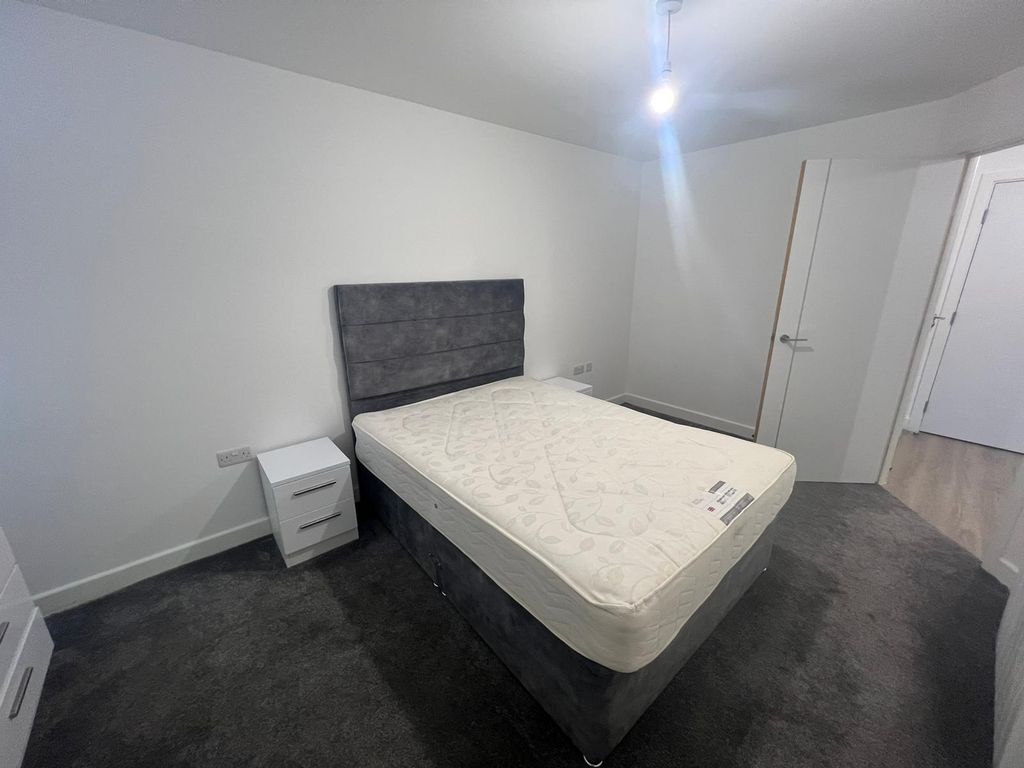 Property photo 3 of 7 Bedroom