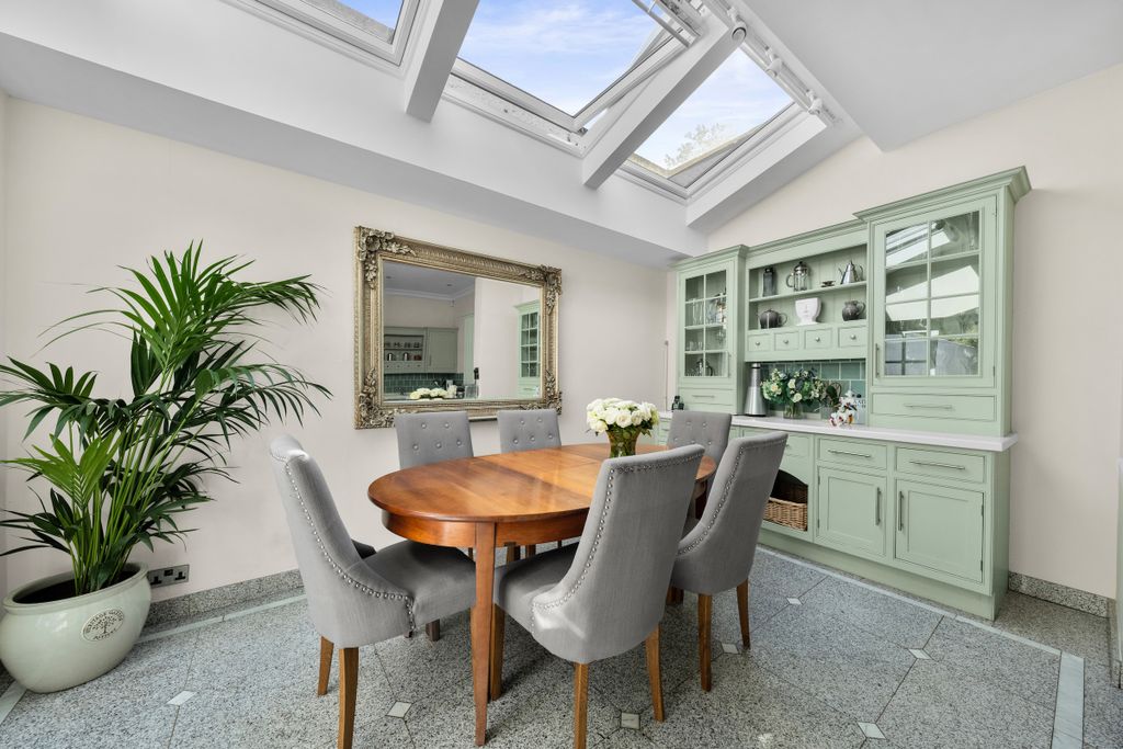 Additional image 8 of 10 bed property for saleChauntry Road, Bray, Maidenhead SL6