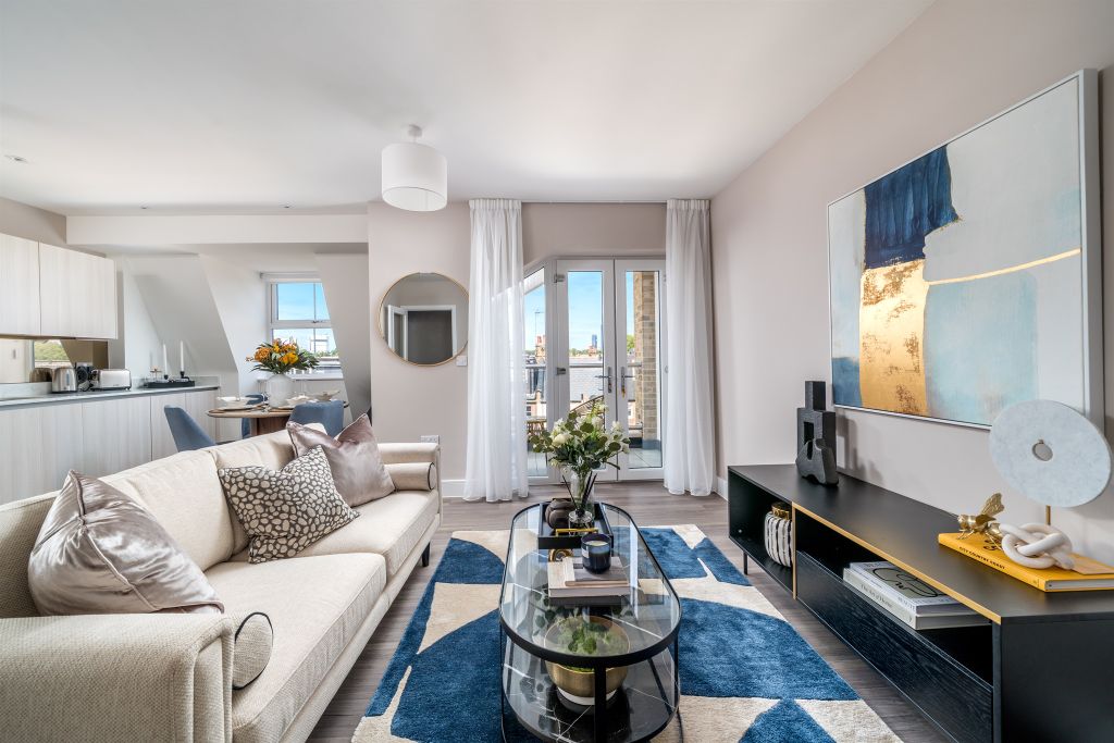 Property photo 1 of 27