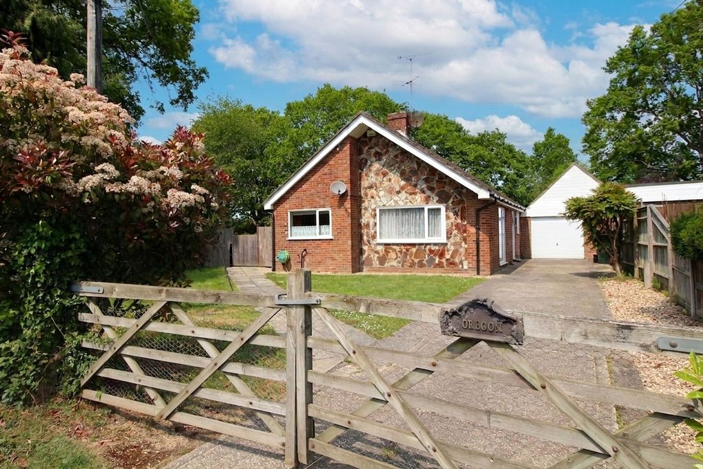 Property photo 2 of 17