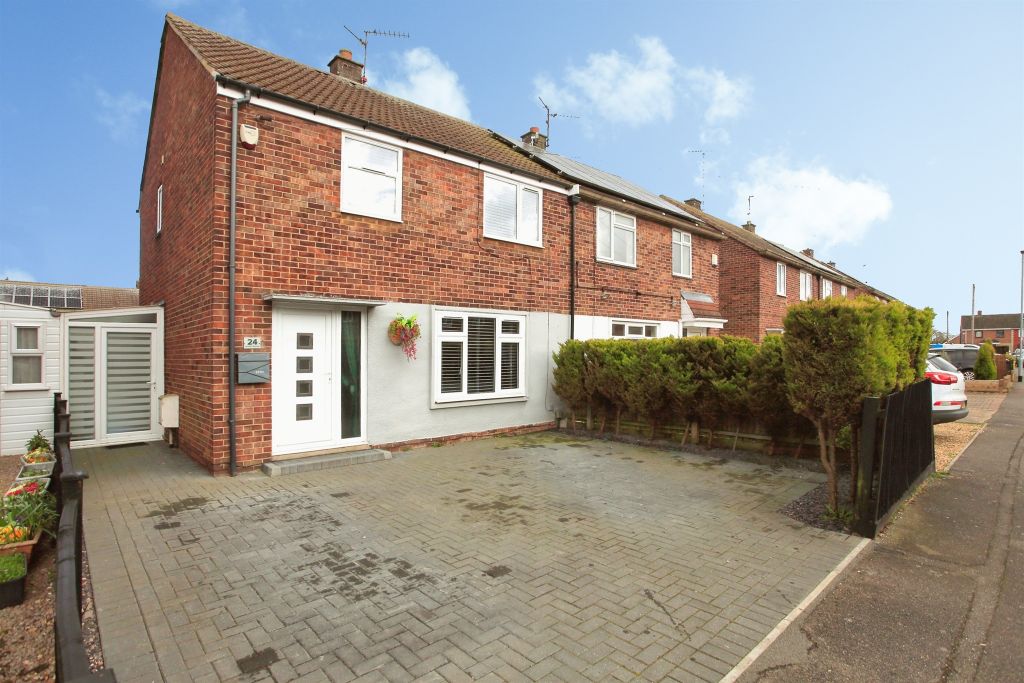 Property photo 3 of 13