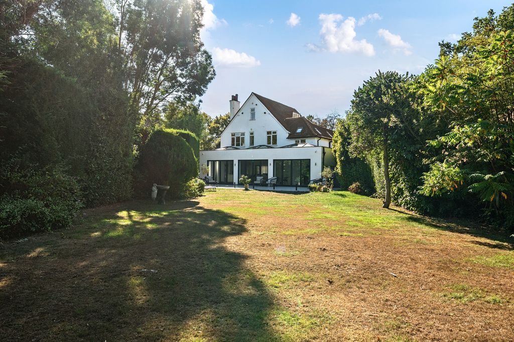 Property photo 2 of 15