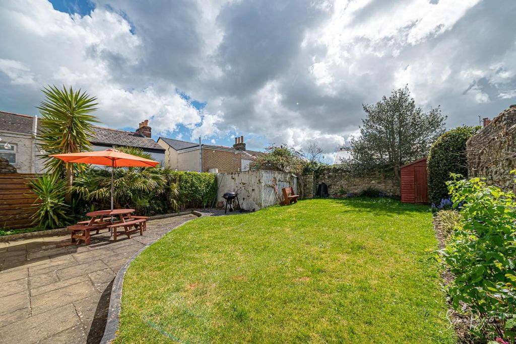 Property photo 2 of 48 Rear Garden