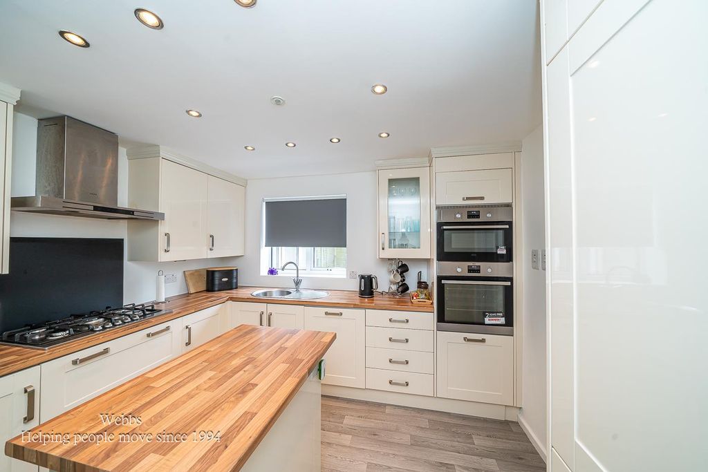 Property photo 2 of 28 Webbs-7.Jpg