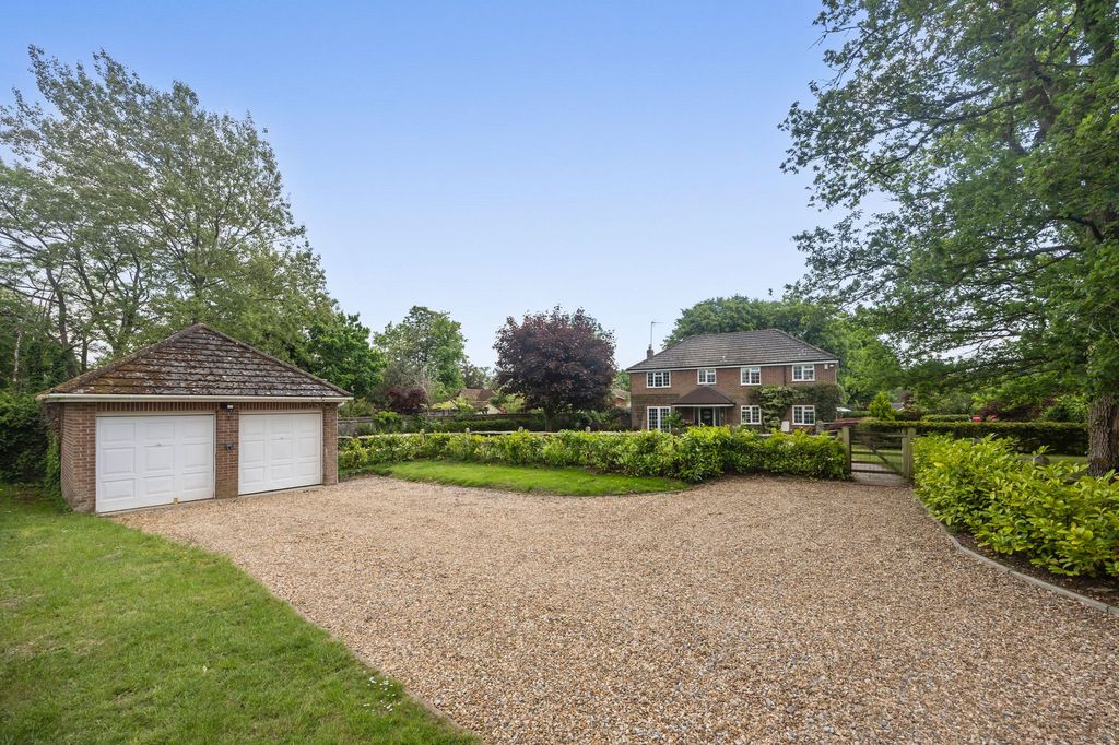 Property photo 1 of 26