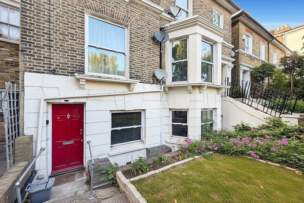 Property photo 2 of 13