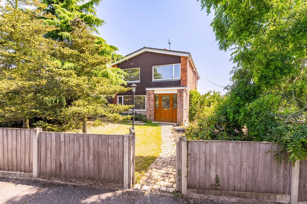 Property photo 1 of 23