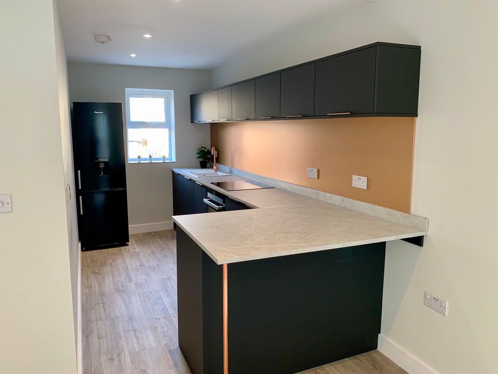 Property photo 1 of 33