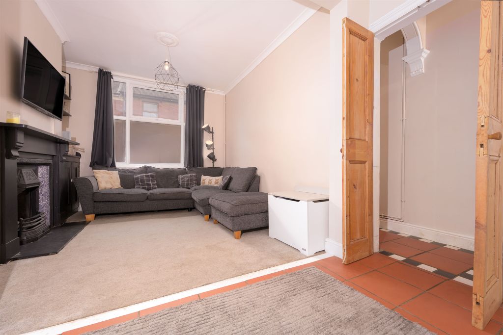 Property photo 3 of 10