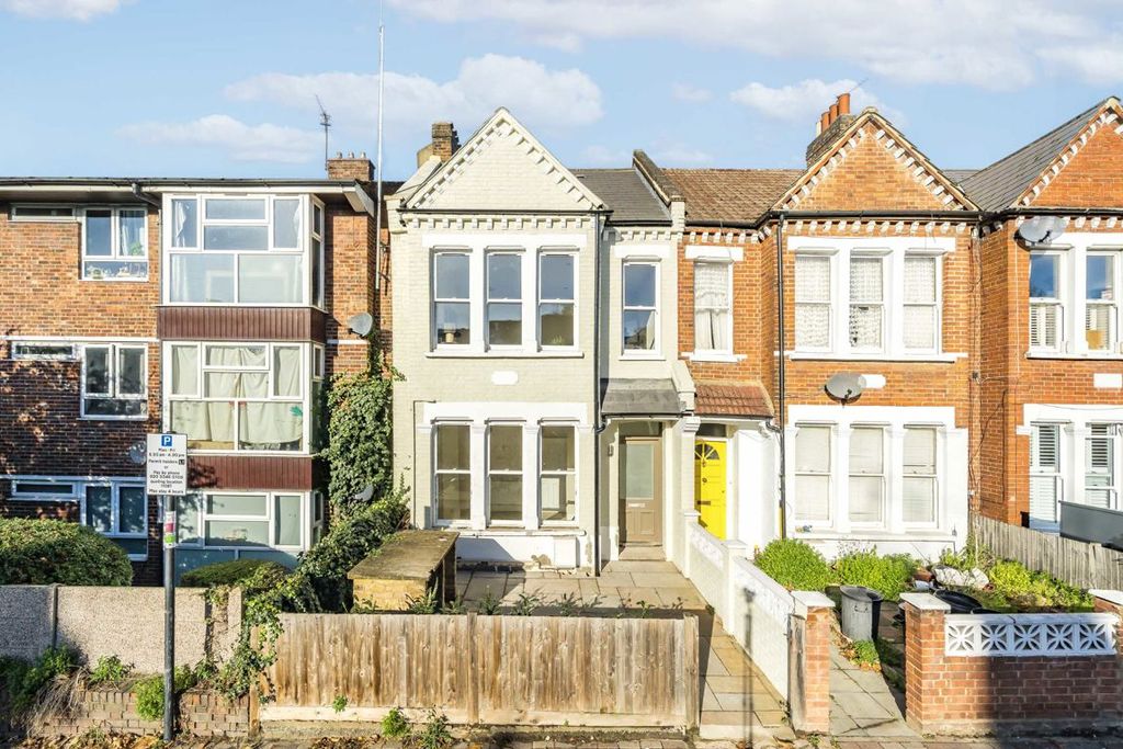 Property photo 3 of 7