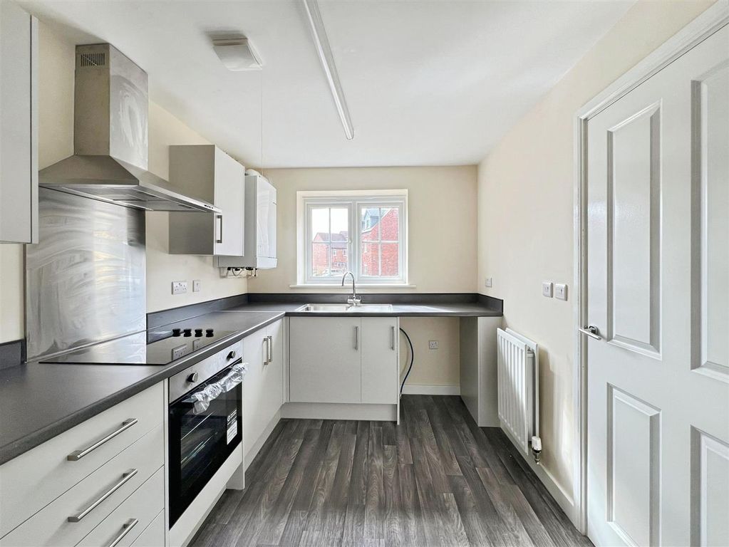 Property photo 2 of 13 89B26c26-Img_4803.Jpg