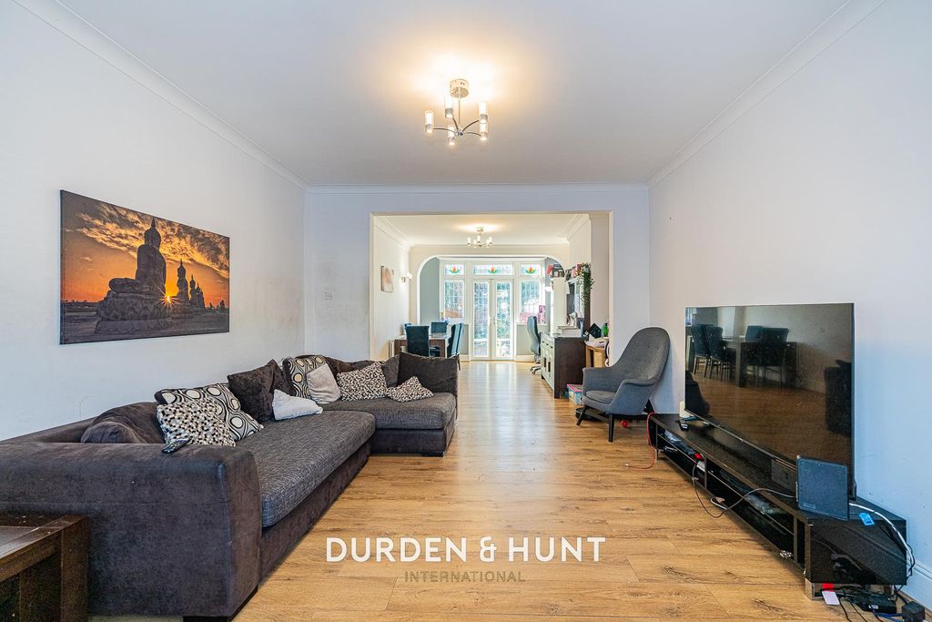 Property photo 3 of 22 Hastings-17.Jpg