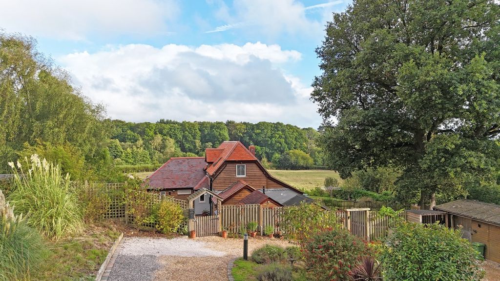 Property photo 1 of 25