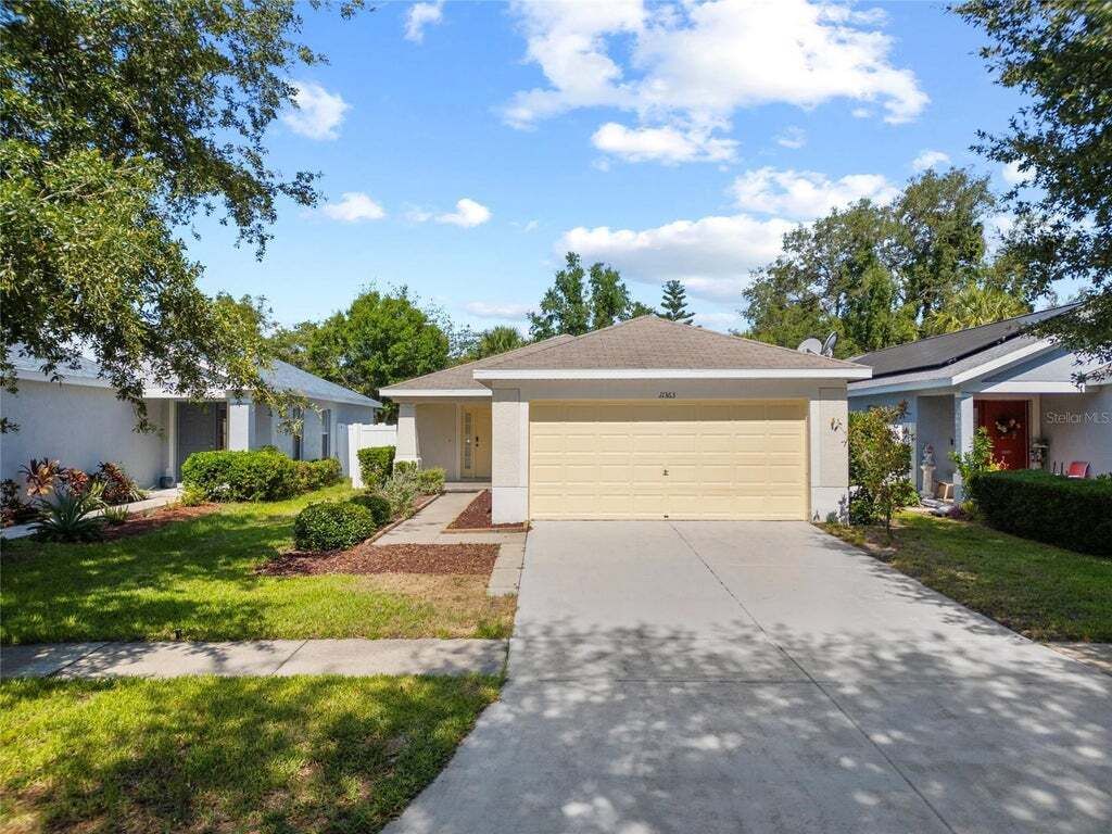 Property photo 1 of 20