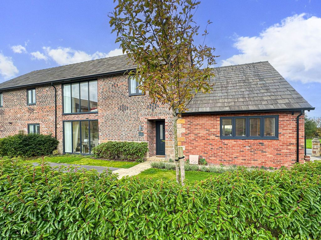 Property photo 1 of 28 Photo 31