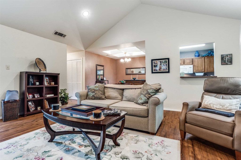 Property photo 3 of 24 <Alttext/>