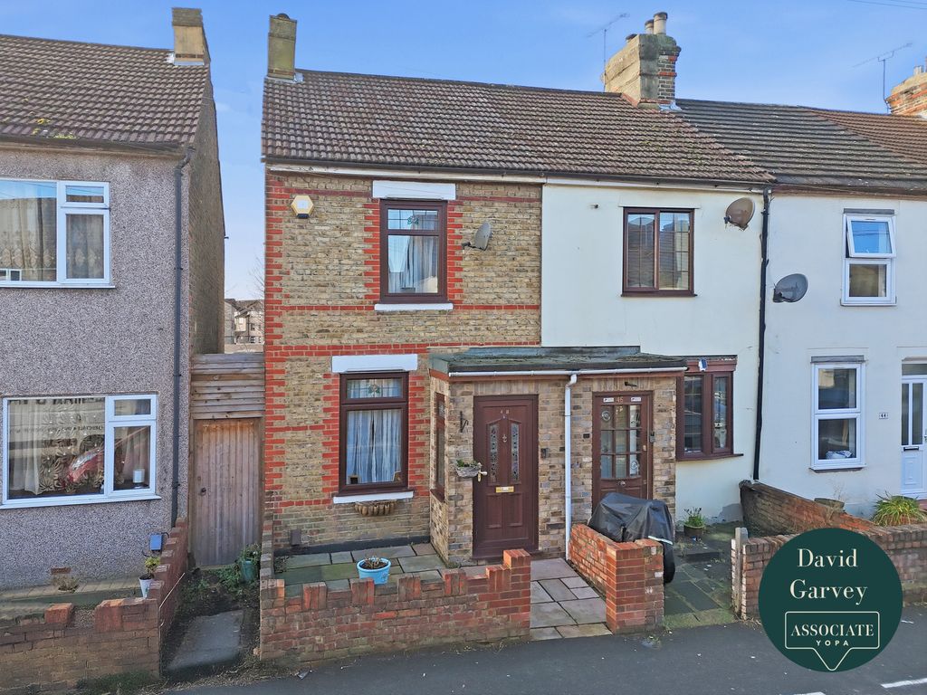 Property photo 1 of 13 Front View