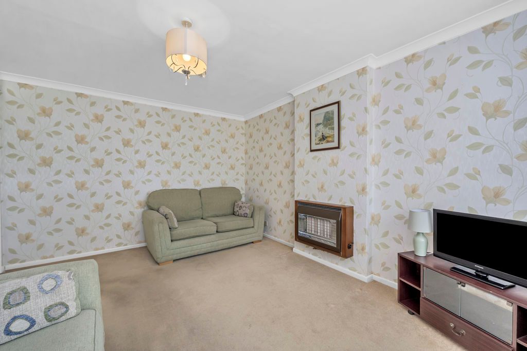 Property photo 3 of 13 Sitting Room