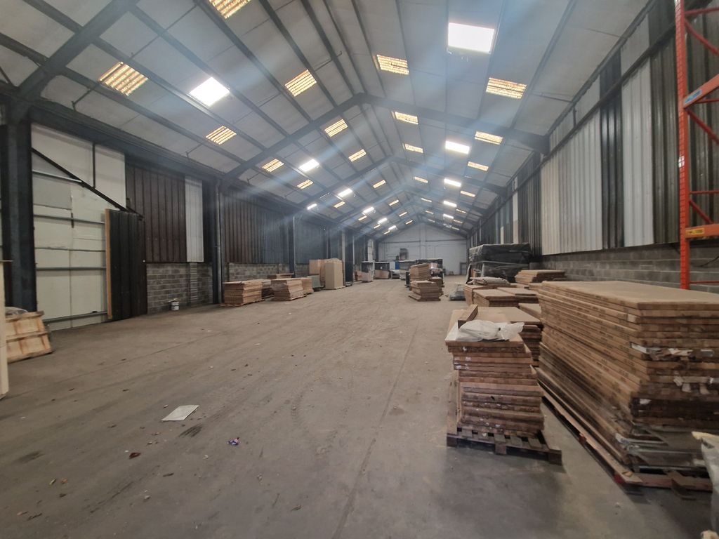 Property photo 3 of 3