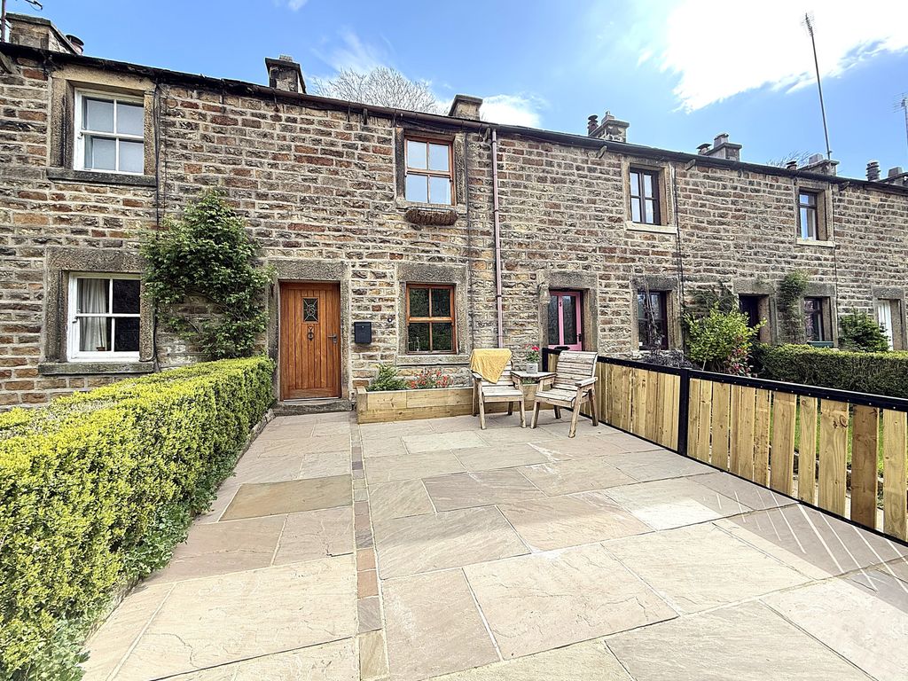Property photo 1 of 34