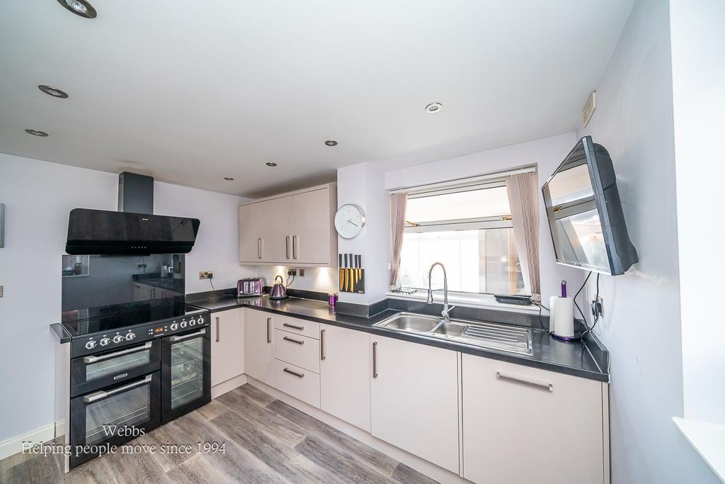 Property photo 2 of 28 Webbs-13.Jpg