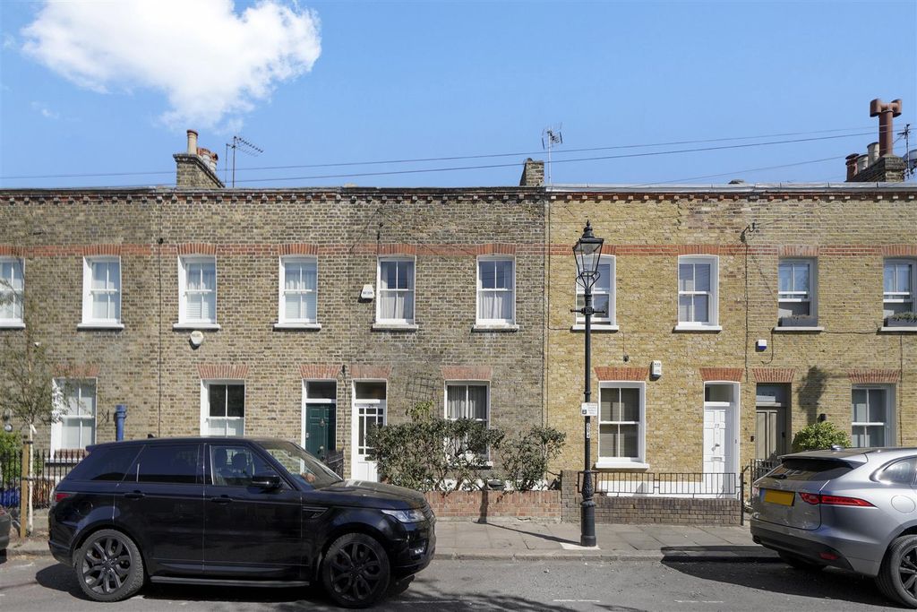 Property photo 1 of 15 Lifford Street