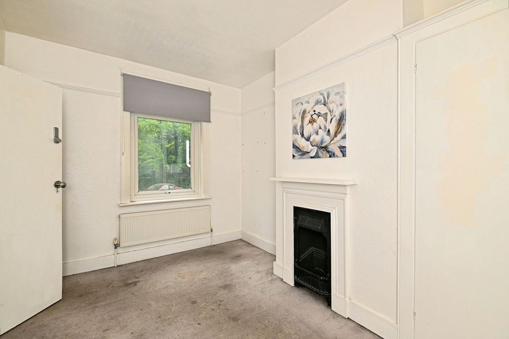 Property photo 3 of 13 Pbox-Img.Jpg