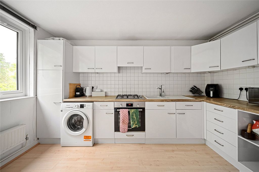 Property photo 2 of 11 Picture No. 04