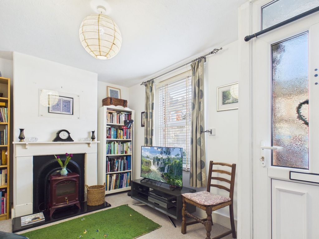 Property photo 2 of 11