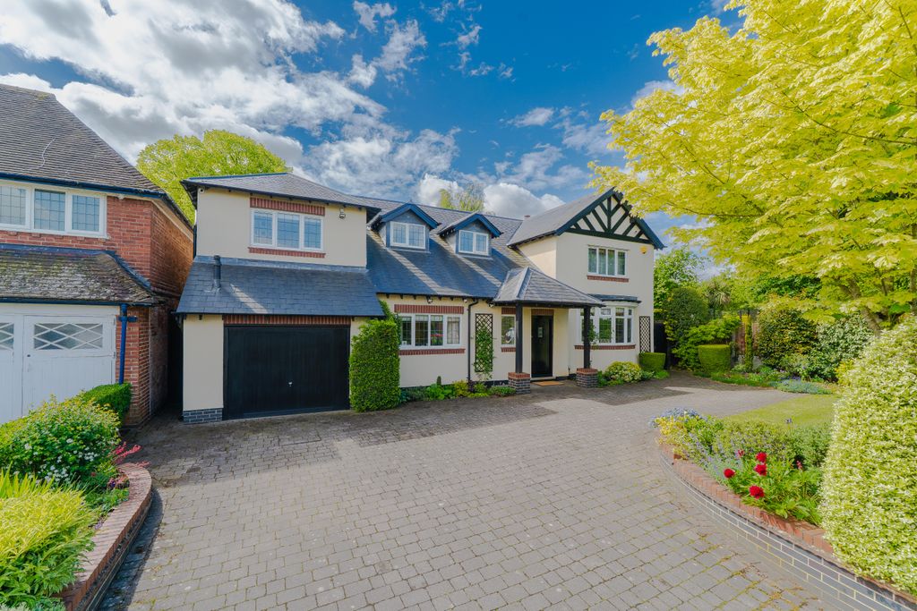 Property photo 1 of 35